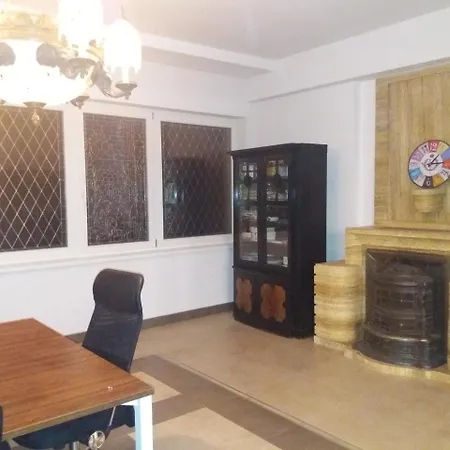 Seven Hills בית הארחה